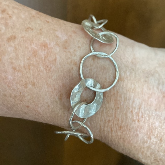 SILPADA hammered circles sterling silver bracelet. Fun and flirty style! - Picture 8 of 9